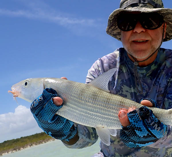 Der Bonefish gehört zu den Fischen, die den Salzwasserfliegenfischer in seinen Bann schlägt